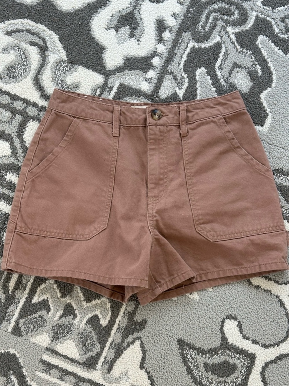 Womens Utility Shorts - neutral clay mushroom brown tan MEDIUM carpenter style
